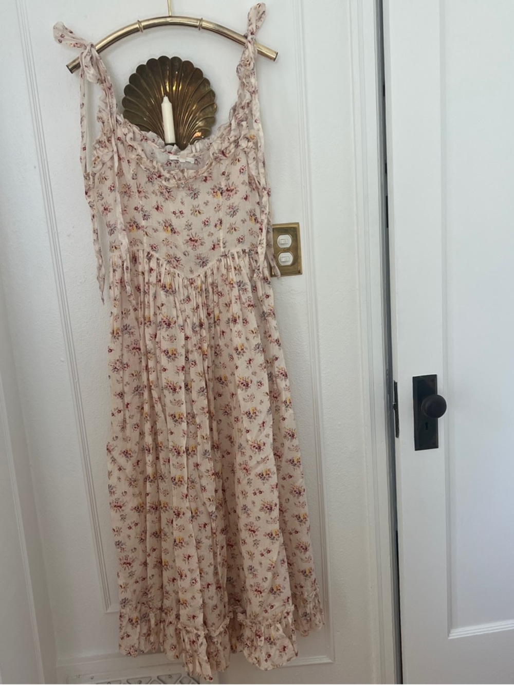 Doen Cream Floral Tie-Shoulder Maxi Dress
